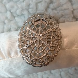 Silver tone hidden bail pendant